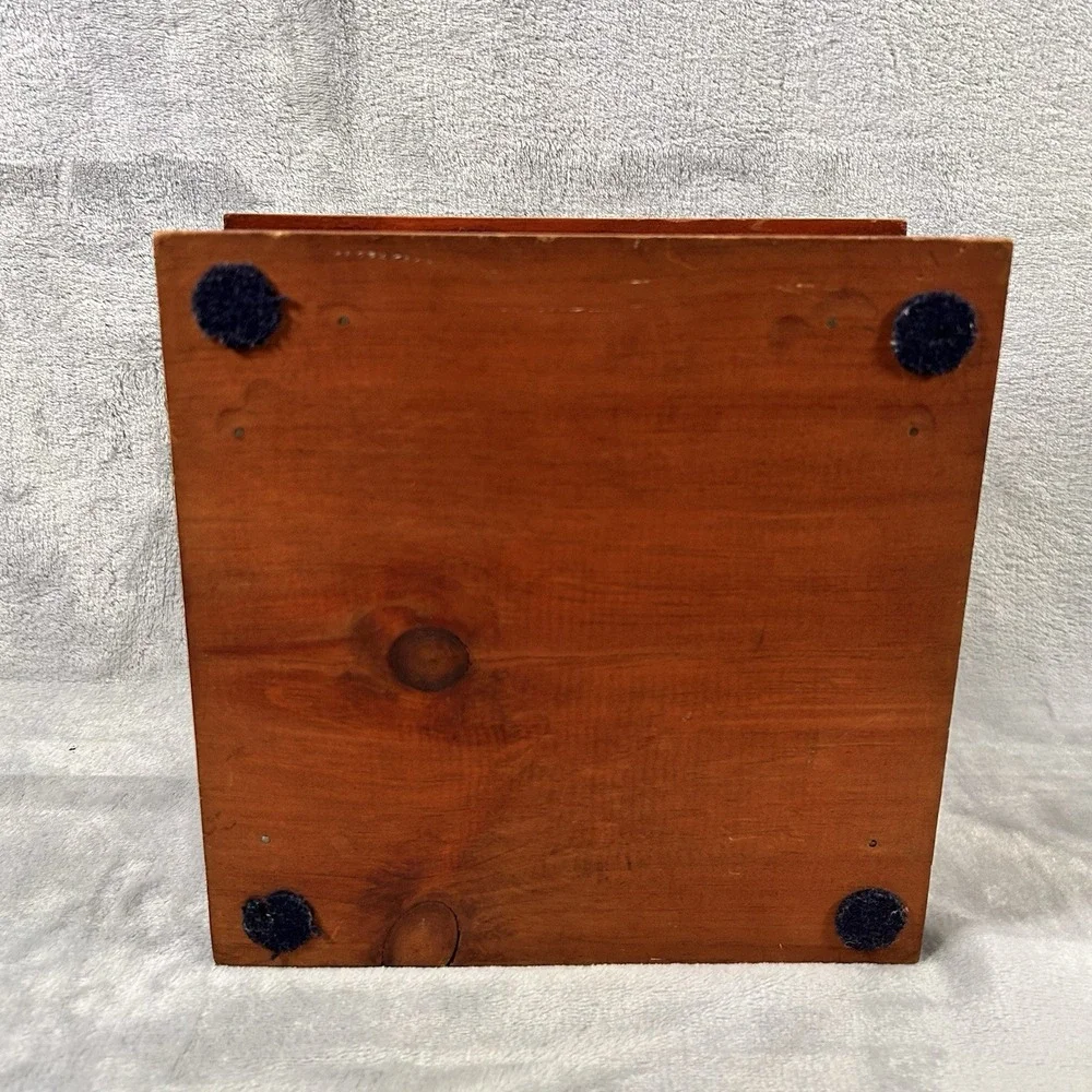 Antique Shaker Style‎ Wooden Sewing Box Drawer Spool Holders Pincushion